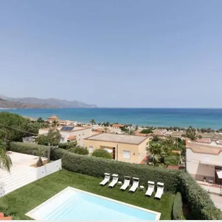 Iris Monolocale Apartment Alcamo
